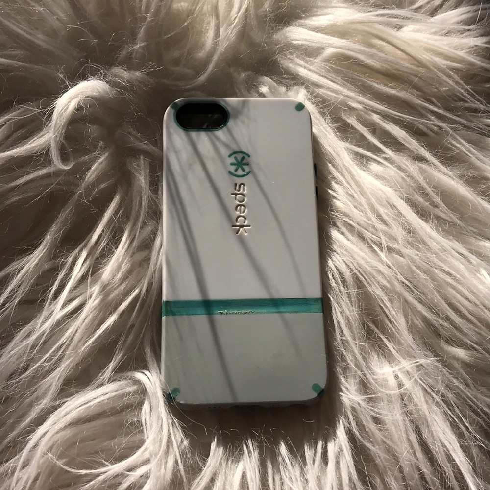 iPhone SE Speck Case